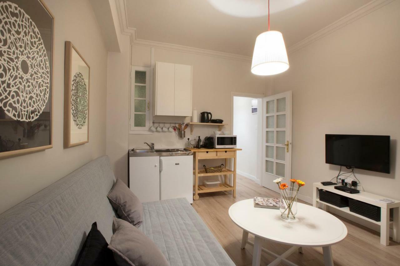 Apollo Apartment @ Plaka เอเธนส์ ภายนอก รูปภาพ