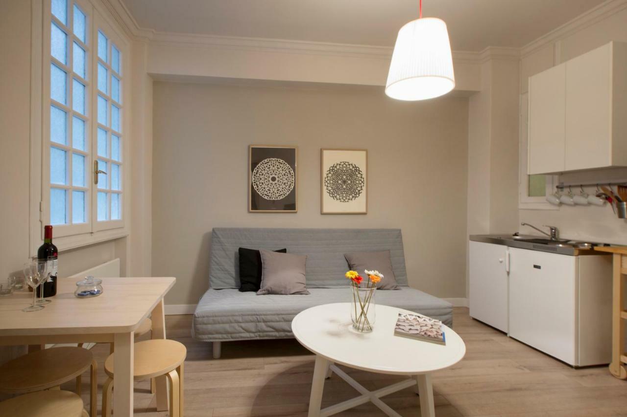 Apollo Apartment @ Plaka เอเธนส์ ภายนอก รูปภาพ